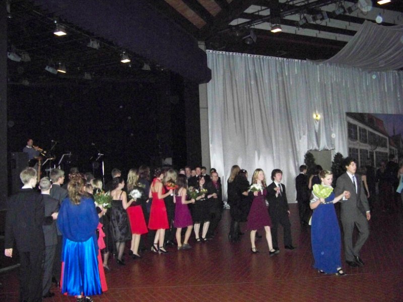 2010-12-11BallBaumhain 048